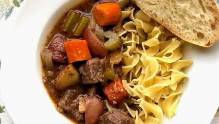 Instant Pot Beef Stew with Red Wine