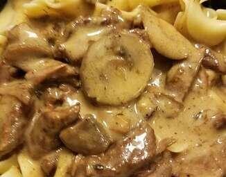 Instant Pot Beef Stroganoff