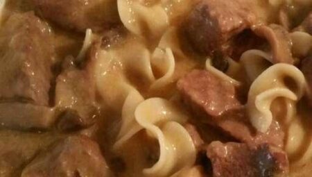 Slow Cooker Beef Stroganoff II