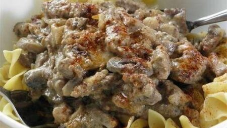 Marlene’s Beef Stroganoff