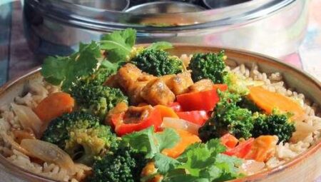 Panang Curry with Tofu and Vegetables