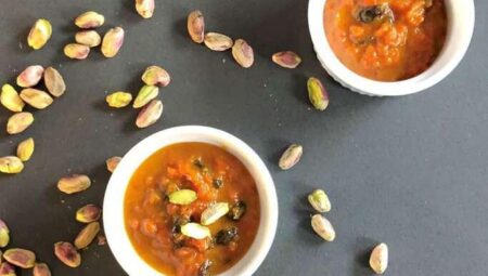 Gajar Ka Halwa (Carrot Halwa)