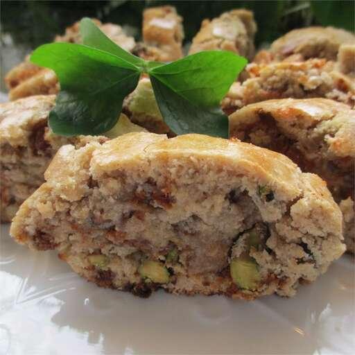 Cinnamon Biscotti with Pistachios